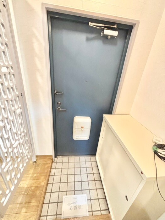物件内観写真19　(玄関)