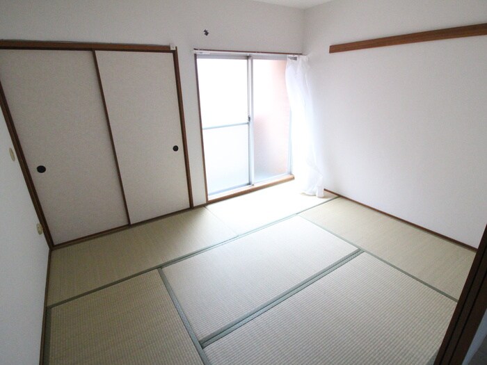 物件内観写真11　(居室)