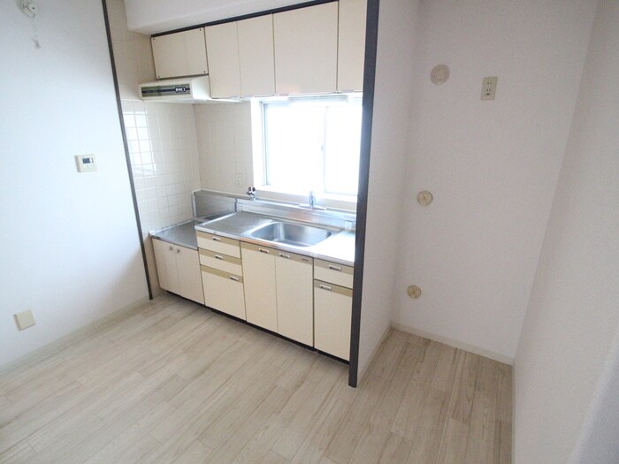 物件内観写真19　(居室)