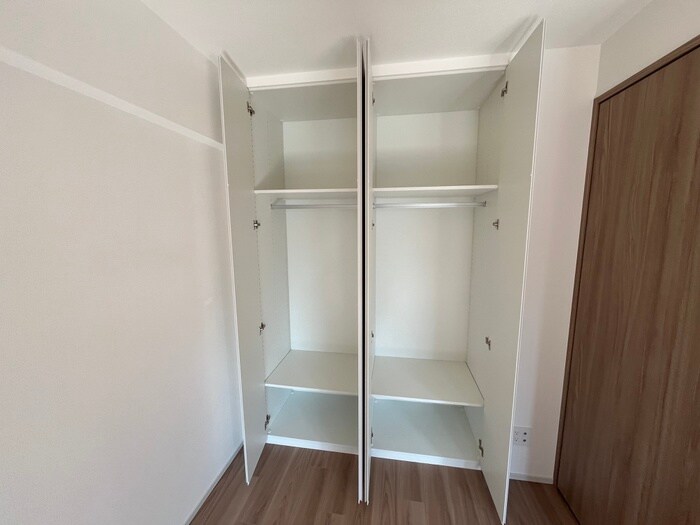 物件内観写真10　(収納)