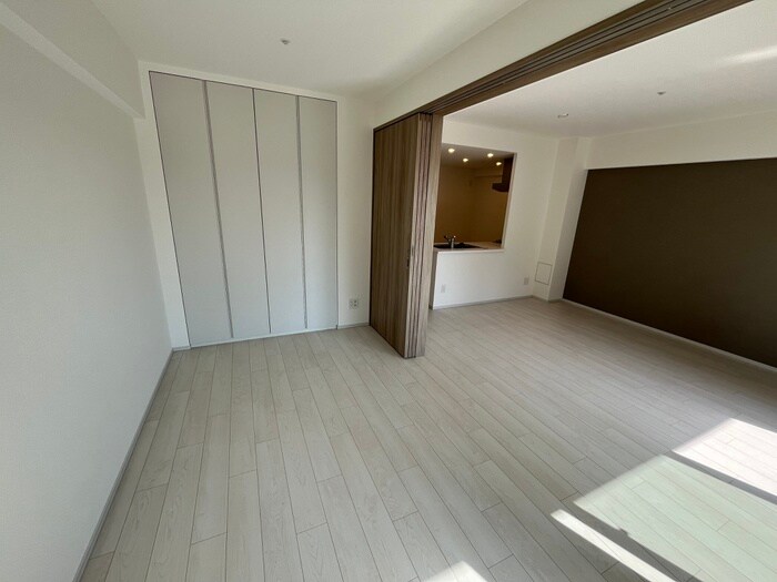 物件内観写真11　(居室)