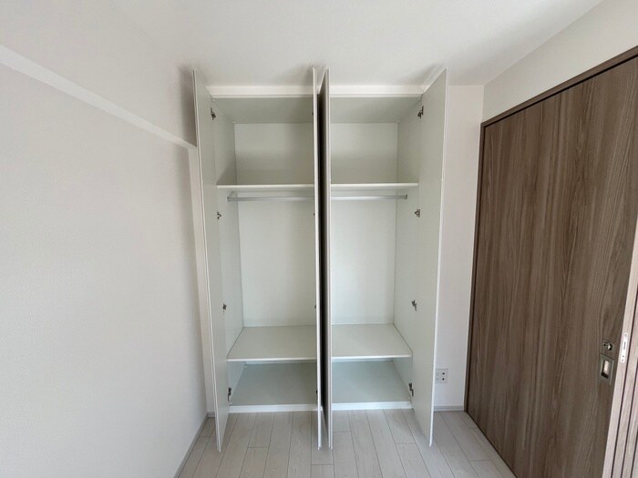 物件内観写真12　(収納)