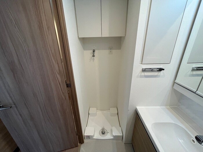 物件内観写真14　(洗濯機置場)