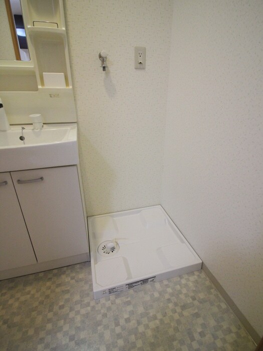 物件内観写真19　(洗濯機置場)