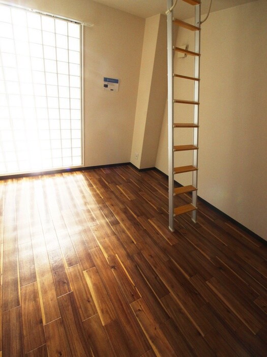 物件内観写真12　(居室)