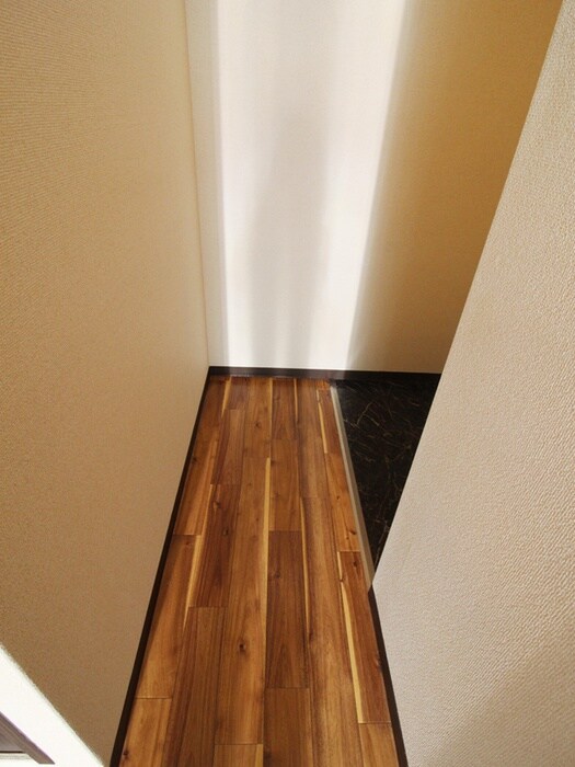 物件内観写真20　(廊下)