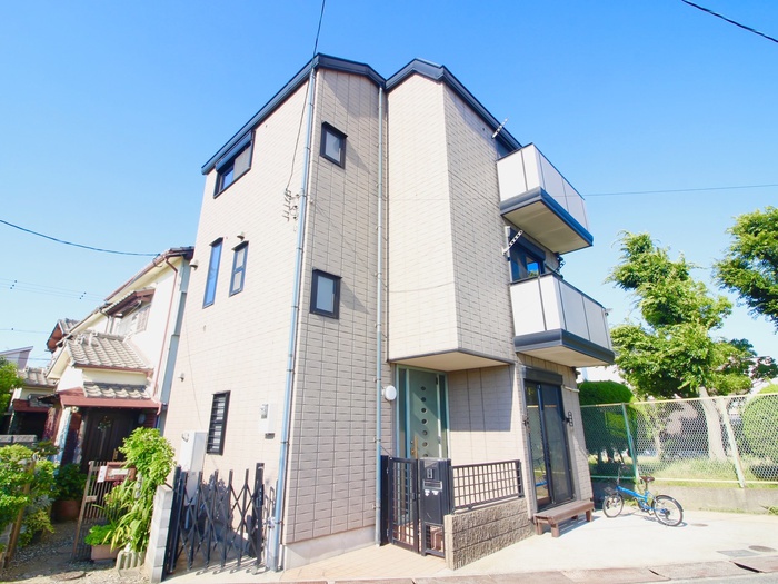 鳳中町７丁貸家