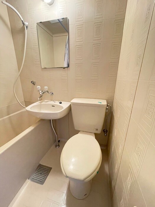 物件内観写真9　(トイレ)