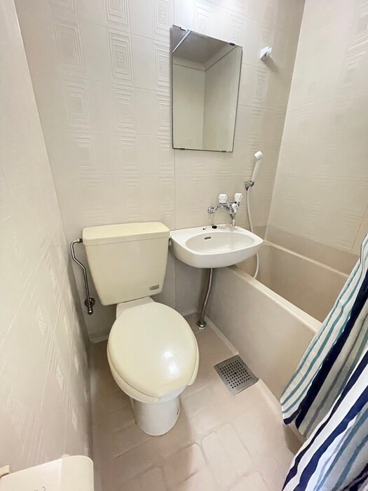 物件内観写真9　(トイレ)