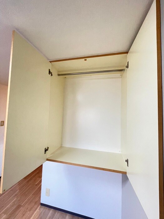 物件内観写真13　(収納)