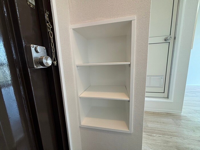 物件内観写真18　(靴箱)