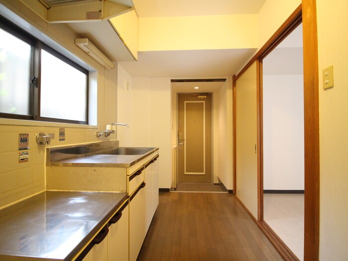 物件内観写真9　(居室)