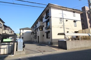 アベニュ－Ａ外観写真