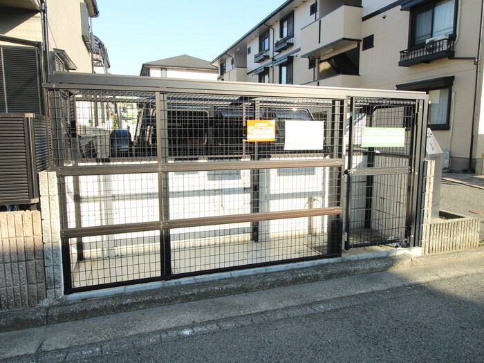 物件外観写真6　(建物設備)