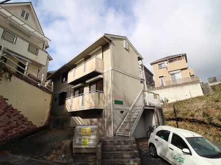 山の原ハイツ外観写真