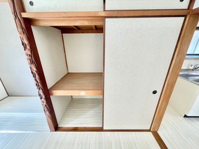 物件内観写真8　(収納)