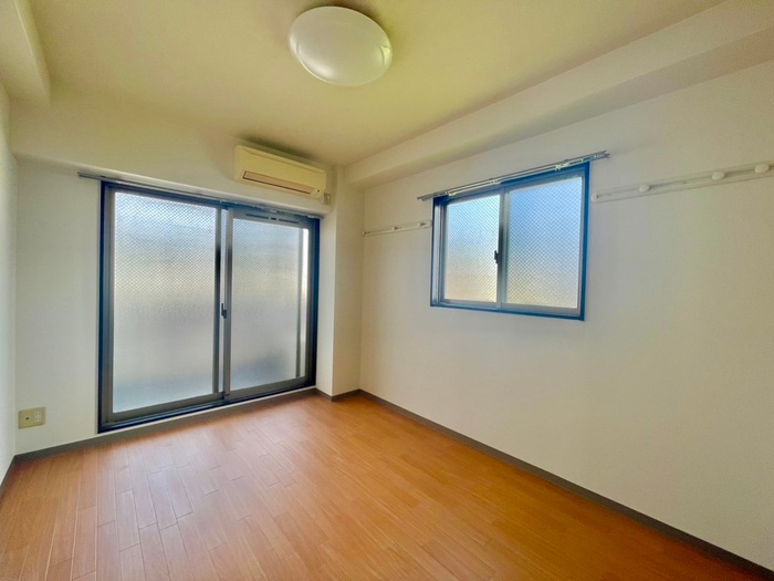 物件内観写真9　(居室)