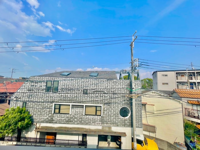 物件内観写真17　(室内からの展望)