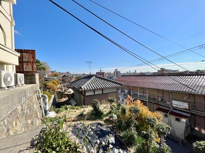 物件外観写真3　(周辺環境)