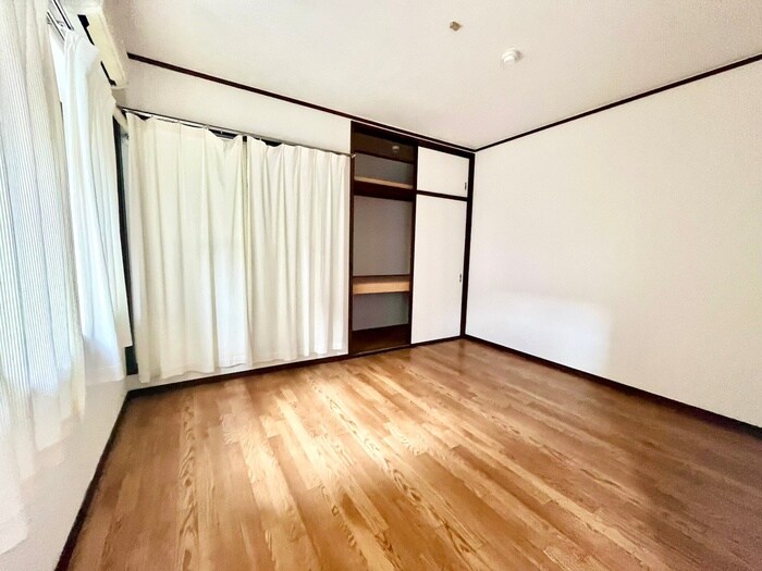 物件内観写真16　(居室)