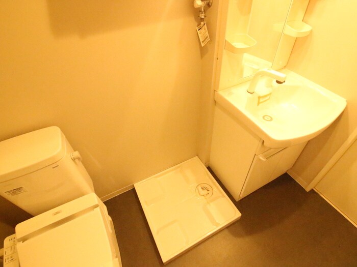 物件内観写真20　(洗濯機置場)