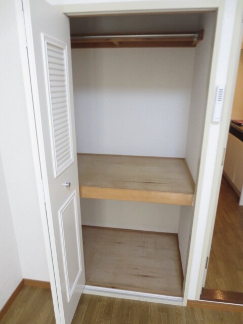 物件内観写真9　(収納)