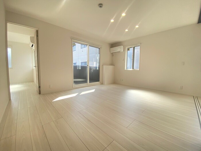 物件内観写真14　(居室)