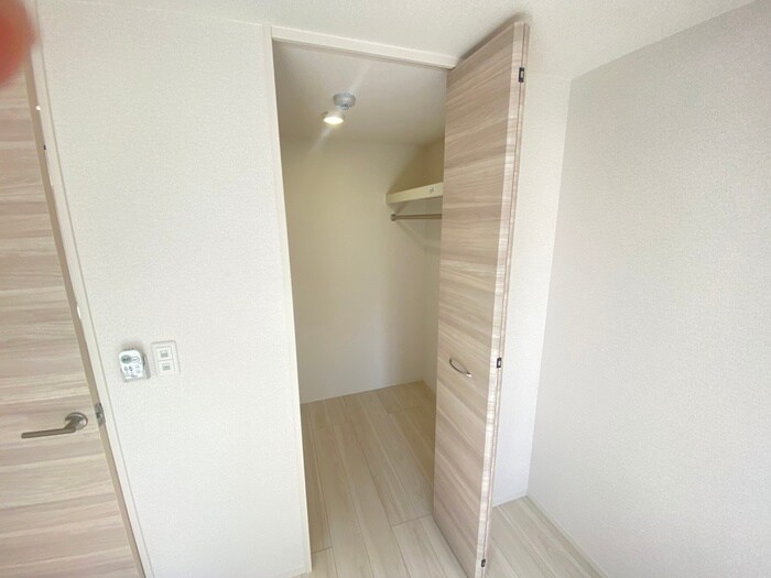 物件内観写真18　(収納)