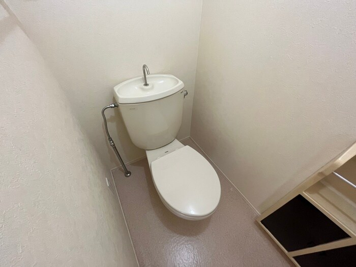 物件内観写真11　(トイレ)