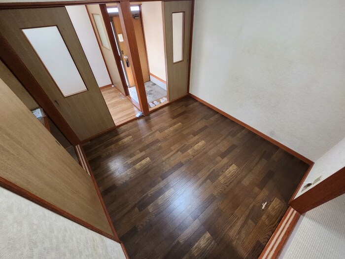 物件内観写真16　(廊下)