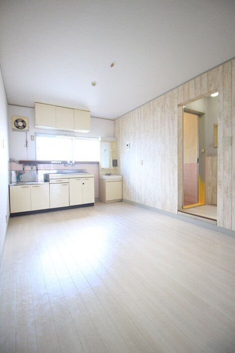 物件内観写真6　(居室)