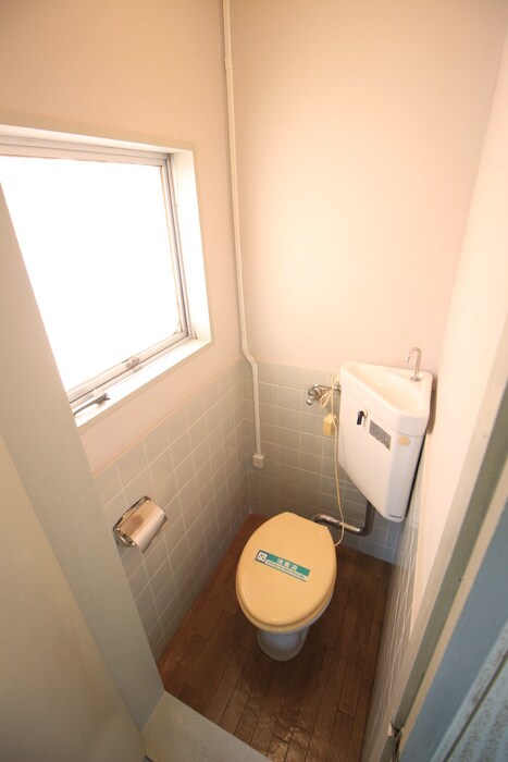 物件内観写真11　(トイレ)