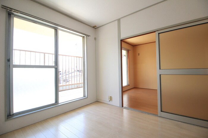 物件内観写真12　(居室)