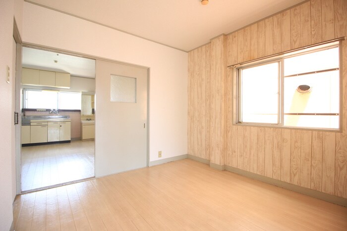 物件内観写真13　(居室)