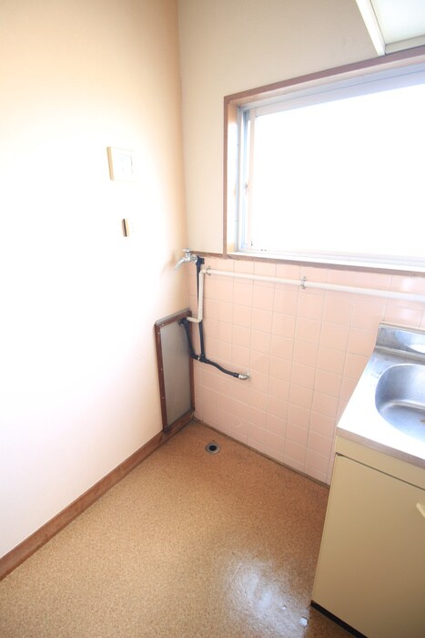 物件内観写真20　(洗濯機置場)