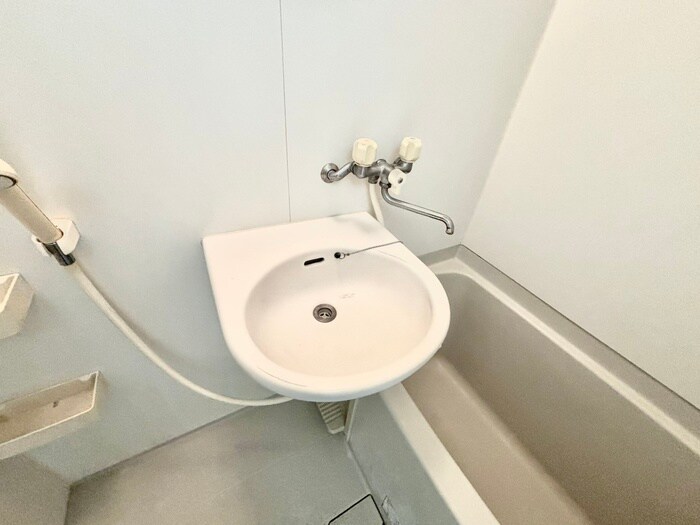 物件内観写真13　(洗面)