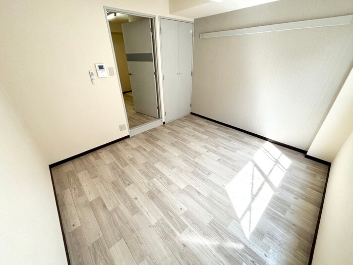 物件内観写真14　(居室)