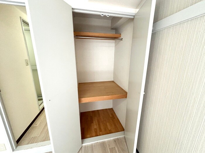 物件内観写真15　(収納)
