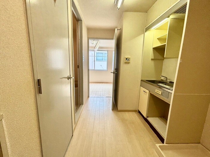 物件内観写真19　(廊下)