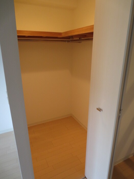 物件内観写真9　(収納)