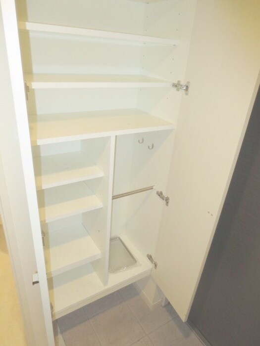 物件内観写真13　(靴箱)