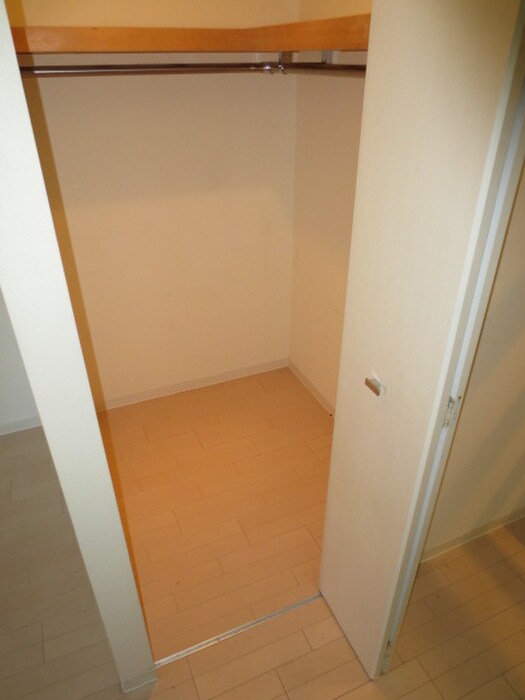 物件内観写真14　(収納)