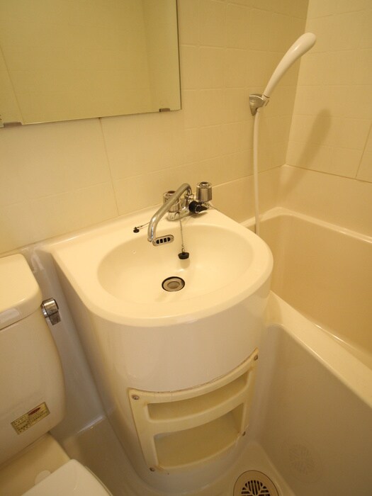 物件内観写真13　(洗面)