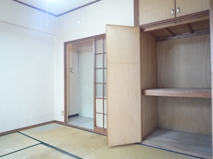 物件内観写真18　(居室)