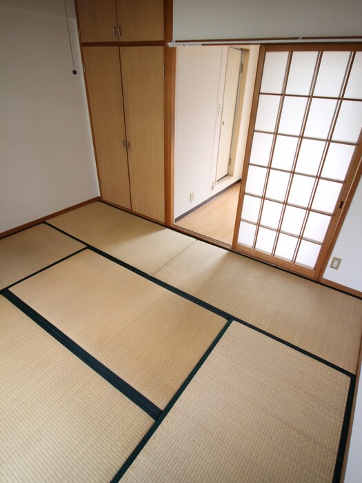 物件内観写真19　(居室)