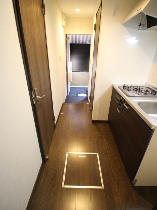 物件内観写真6　(廊下)