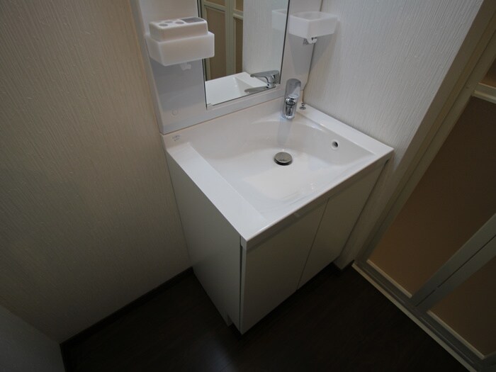 物件内観写真10　(洗面)