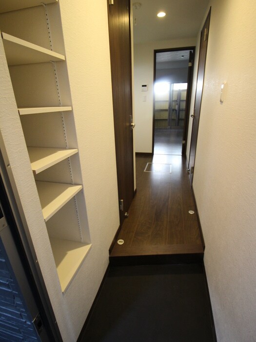 物件内観写真14　(靴箱)