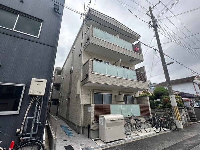 物件外観写真1　(外観写真)