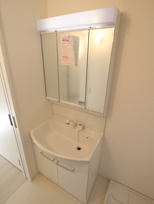 物件内観写真13　(洗面)